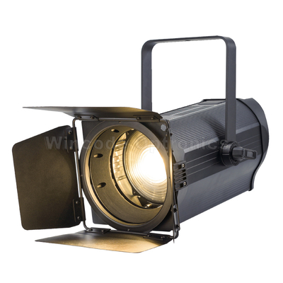 良い価格 300W LEDフレネルスポットライト 3200K-5600K CCT 50000時間寿命 オンライン